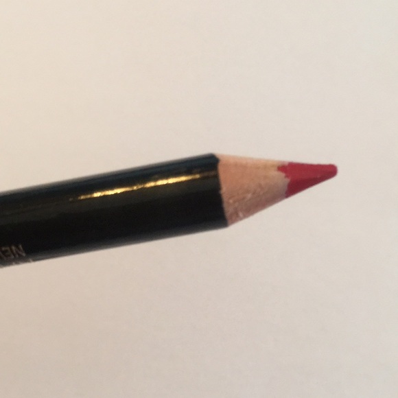 Joan Rivers Lip liner “Joan Rivers Red” New - Picture 7 of 8